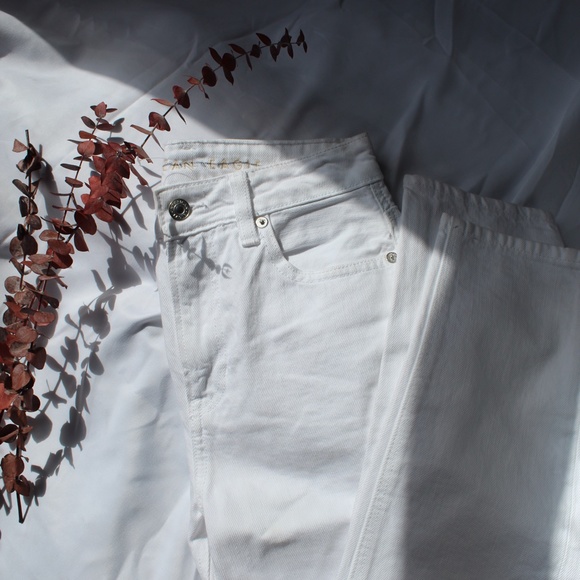 American Eagle Outfitters White Mom Jeans | Size 00 Short | FREE SHIPPING - Picture 2 of 7